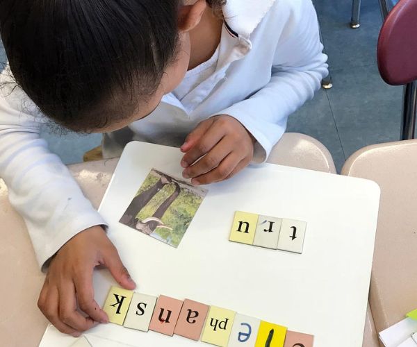 العاب تعلم اللغة الانجليزية